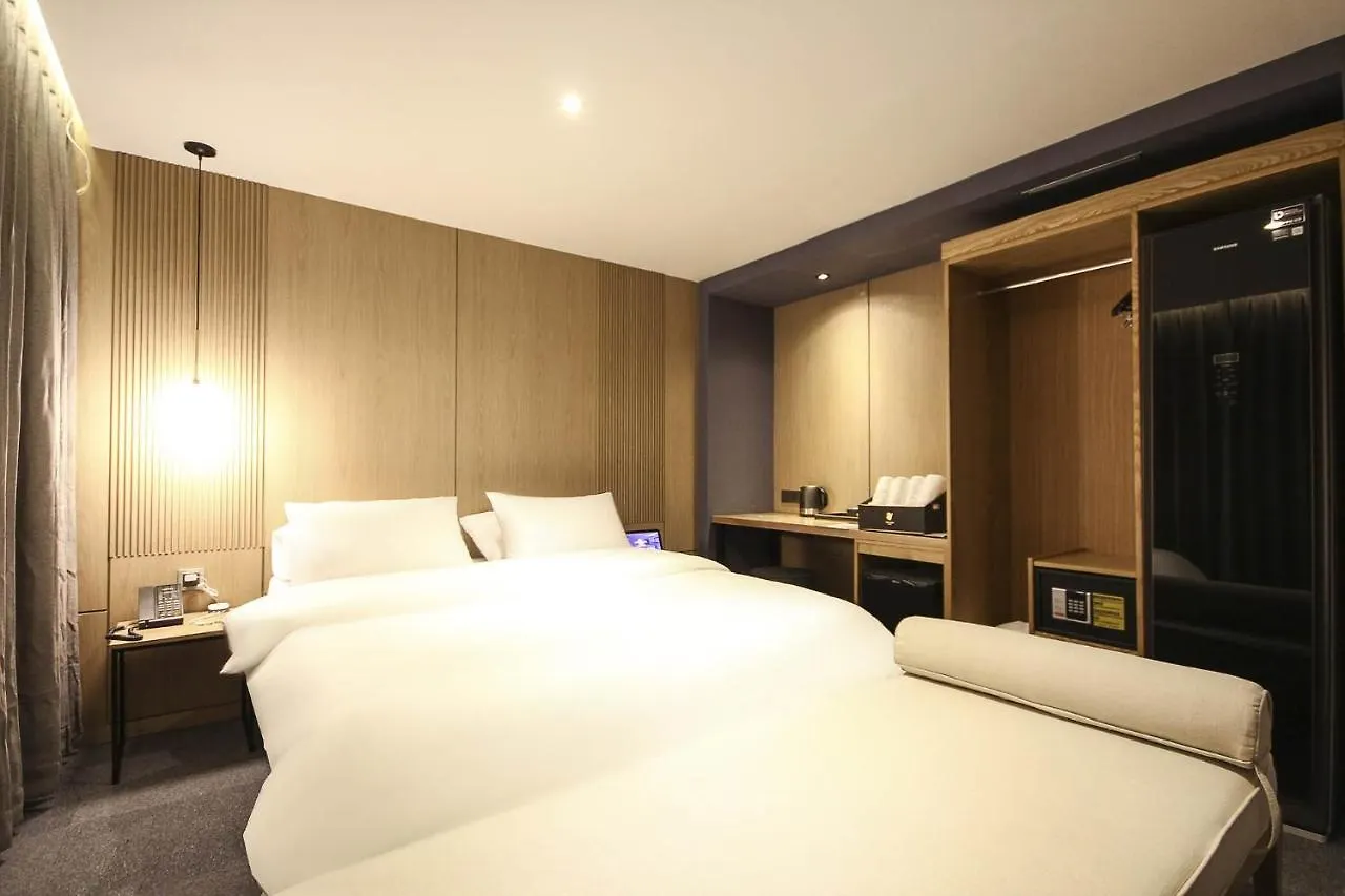 Busan Sasang The Van Hotel
